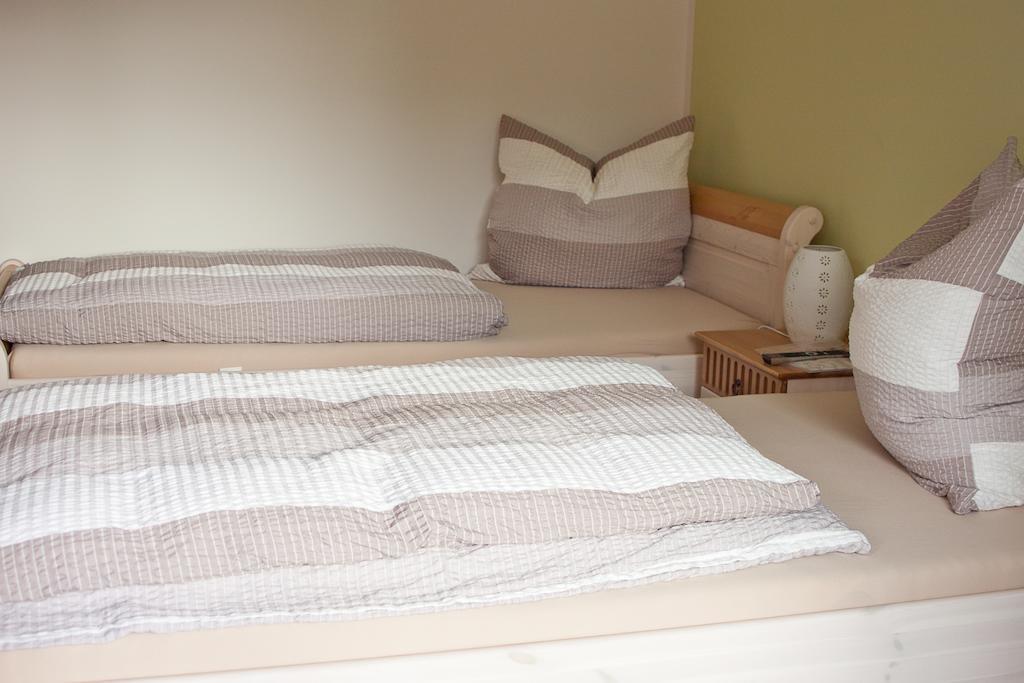 Cafe Hehrlich - Cafe, Pension&mehr Bad Tennstedt Zimmer foto