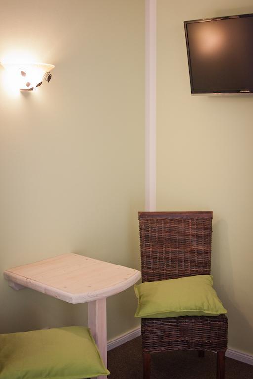 Cafe Hehrlich - Cafe, Pension&mehr Bad Tennstedt Zimmer foto